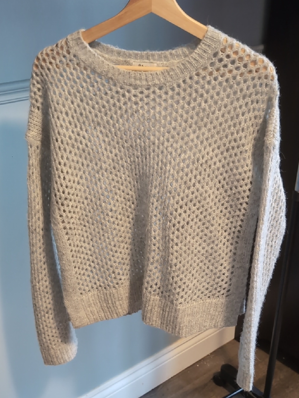 Reitmans Light Gray Open-Weave Crewneck Sweater